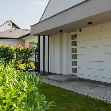 Twins Apartman Heviz Exterior photo