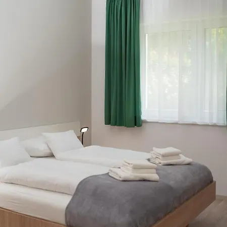 Twins Apartman Heviz Exterior photo