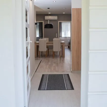 Twins Apartman Heviz Exterior photo